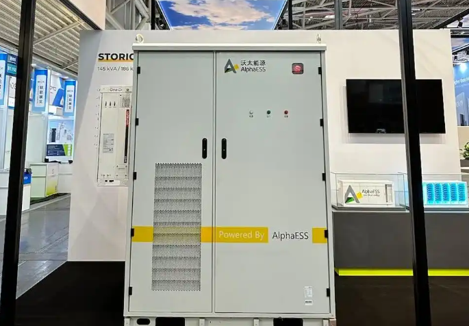工业储能柜.png
